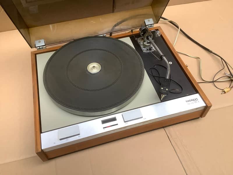 Thorens TD 125 MKII Turntable w/ SME 3009 Tonearm + stanton 881S cartridge and needle image 1