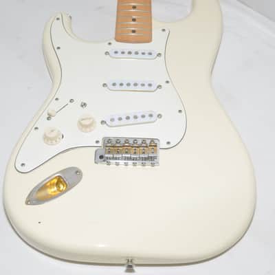 Fender Japan Custom Fender Stratocaster Electric Guitar Ref No 7719 image 2