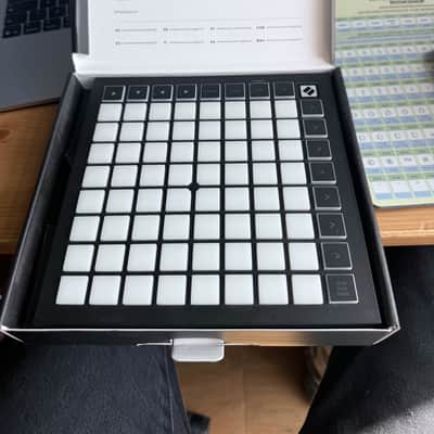 Novation Launchpad Mini MKIII Pad Controller 2019 - Present - Black