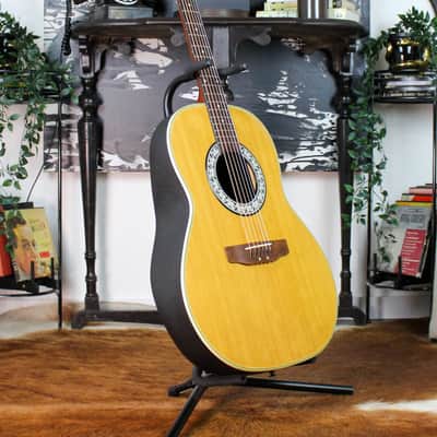 Preowned Ovation Celebrity CC11 Acoustic Guitar - Natural w/ HSC image 4