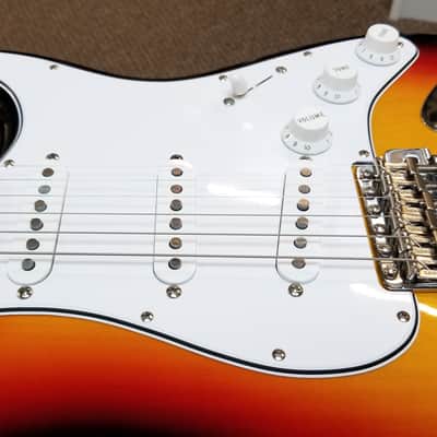 used 2018 Fender Custom Shop Ron Thorn Masterbuilt 1966 Stratocaster NOS with Brazilian Rosewood Fingerboard in Three Tone Sunburst, Excellent Condition with OHSC & Case Candy! image 13