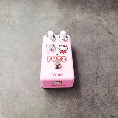 Fender Hello Kitty Pink Fuzz image 2