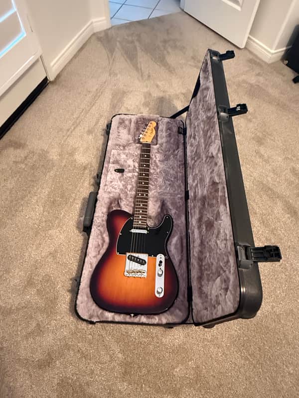 Fender American Professional II Telecaster w/ Rosewood Fretboard 2020 - Present - 3-Color Sunburst image 1