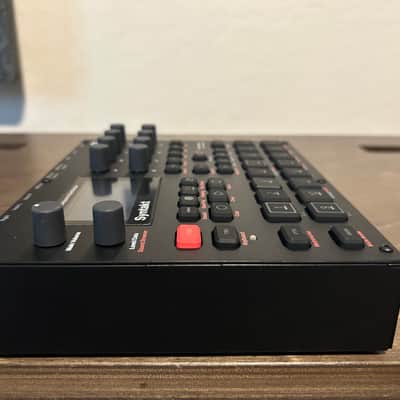 Elektron Syntakt 12 Track Drum Computer & Synthesizer 2022- Present Black image 8