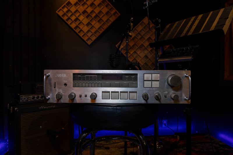 The Carver Receiver 900 image 1