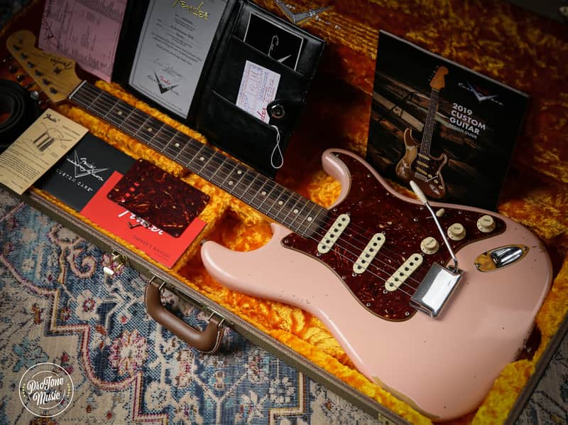 Fender USA Custom Shop 63' Relic Stratocaster Shell Pink image 1