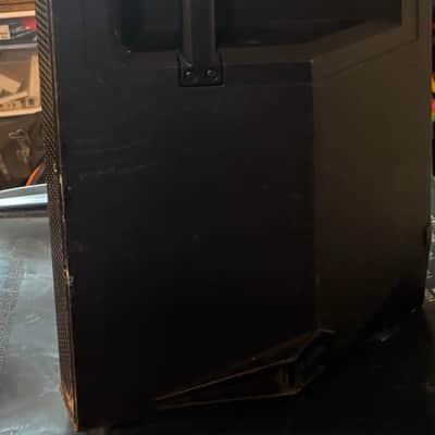 Mackie Thump15A 15" 1300-Watt Powered Loudspeaker 2019 - Present - Black image 2