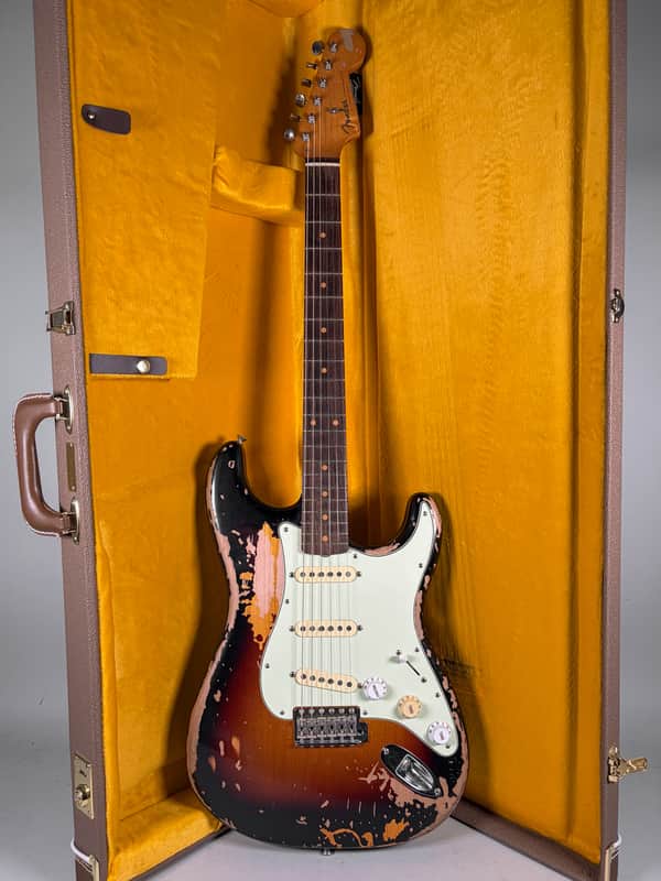 Fender Mike McCready Signature Stratocaster 2023 - Present 3-Color Sunburst Relic w/HSC image 1