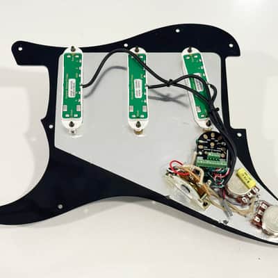 Seymour Duncan Triple Rails Loaded Black Pearl Pickguard Hot Rails Liberator System image 3