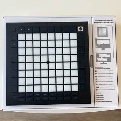 Novation Launchpad Pro MKIII Pad Controller 2020 - Present - Black image 2