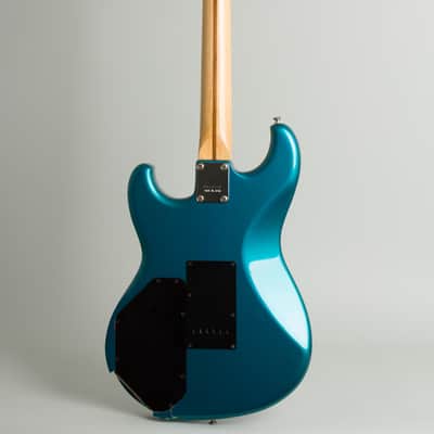 Roland GR-300 Polyphonic Guitar Synthesizer with G-505 Solid Body Electric Guitar (1982), ser. #B823723, original black tolex hard shell case. image 2