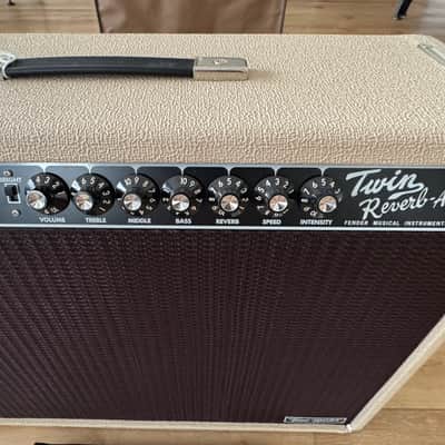 Fender Tone Master Twin Reverb Blonde 2x12 Combo w/ Footswitch, Cover + Manual image 3