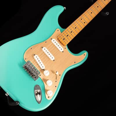 Squier 40th Anniversary, Vintage Edition Stratocaster Satin Seafoam Green image 1