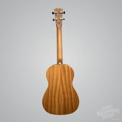 Lanikai LU21-B Baritone Ukulele w/ Bag image 6