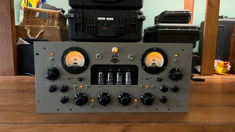 Kerwax Replica Rev A Stereo Tube Line Amplifier image 1