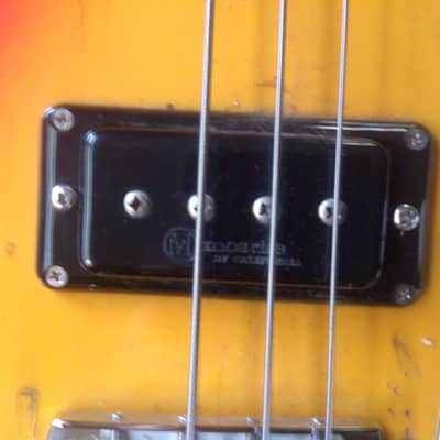 Moserite Ventures style 1965 Sunburst image 9