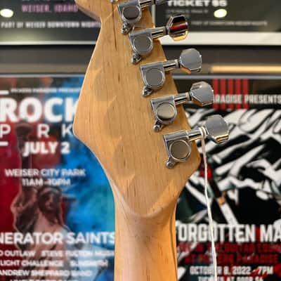 Unbranded Strato-style 2020’s - Fiesta Red image 7