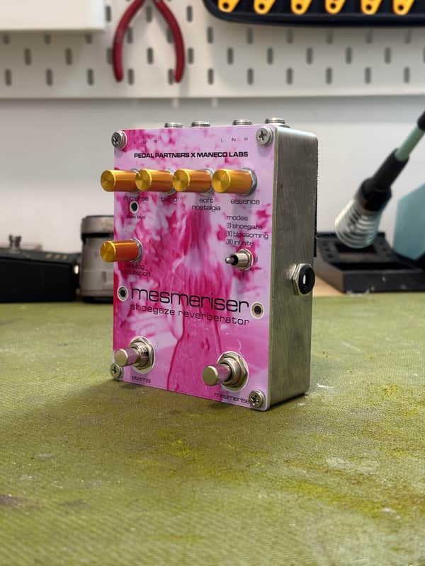 Manecolabs/Pedal Partners Mesmeriser Shoegaze Reverb Pedal 2020’s - Pink image 1