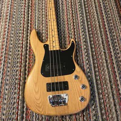 Peavey Foundation 80’s (fretless) image 1