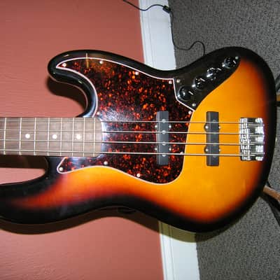 Fender Deluxe Active Jazz Bass 1997 - Sunburst image 2