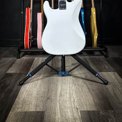 Squier Sonic Stratocaster - Arctic White image 6