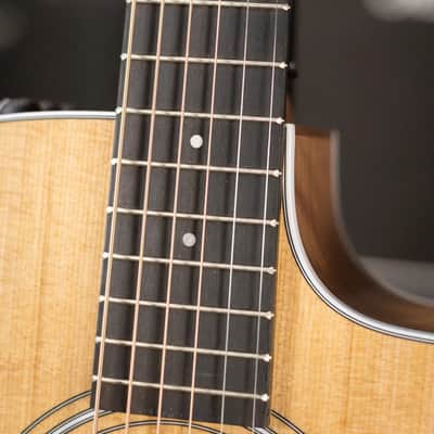 Taylor 214ce Grand Auditorium Acoustic/Electric Guitar with Gig Bag image 9