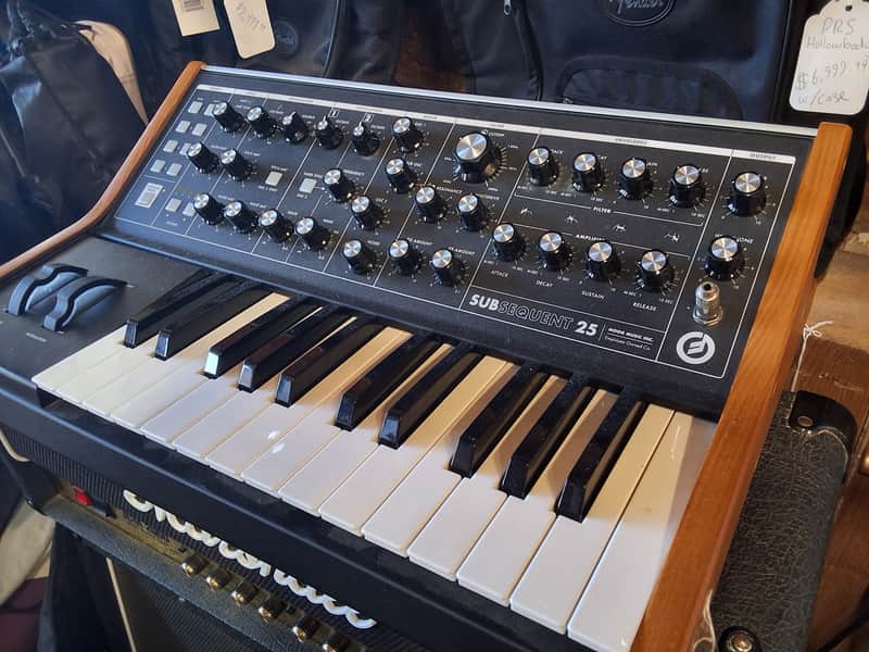 Moog Subsequent 25 Analog Synth 2020 - Present - Black image 1