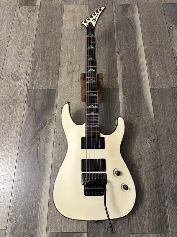 Charvel Desolation Soloist DX-1 FR 2011 - 2014 - Snow White image 1
