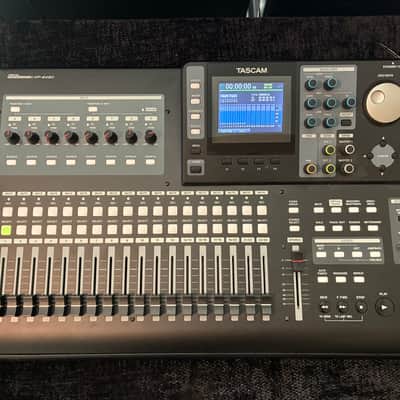 TASCAM DP-24SD 24-track Digital Portastudio 2015 - Present - Black image 2