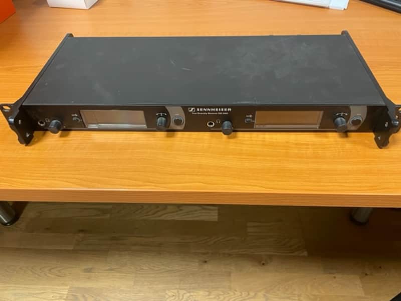 Sennheiser EM2050 GBW Receiver 606MHZ - 678MHZ image 1