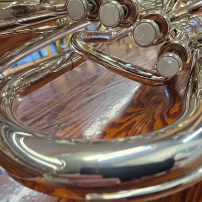 Yamaha YEP-321S euphonium - barely used! image 10