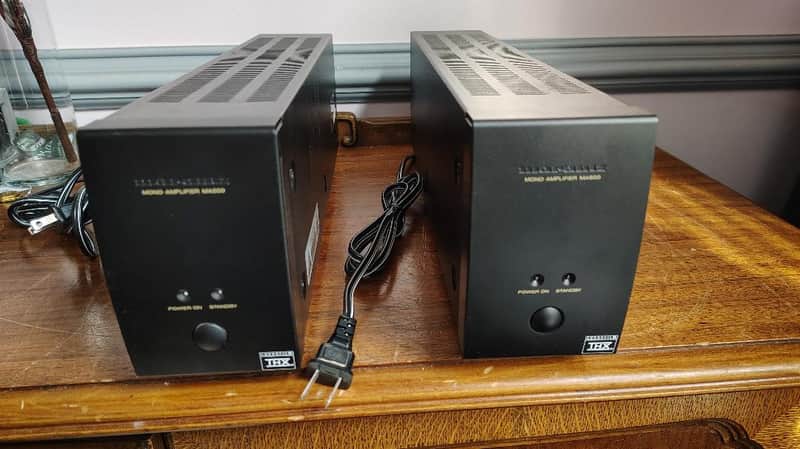 Pair of Marantz MA500 monoblock amplifiers in excellent condition - 1980's image 1