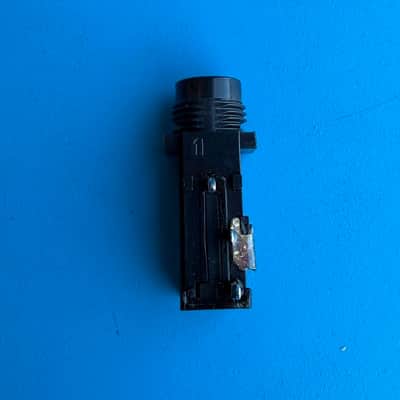 CASIO LK-92TV LK-100 WK-1800 Keyboard Part: TS Mic Input Mono 3-Pin Socket image 7
