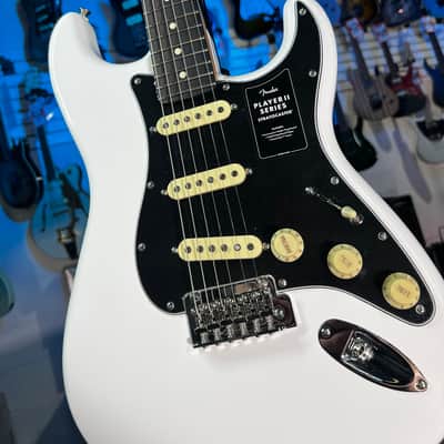 Fender Player II Stratocaster Electric Guitar - Polar White with Rosewood Fingerboard FREE PLEK! 885 image 6