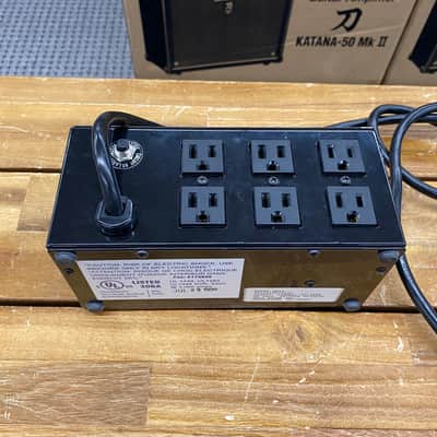 ZeroSurge 8R15W - 8 Outlet Plug-in Surge Protector image 1