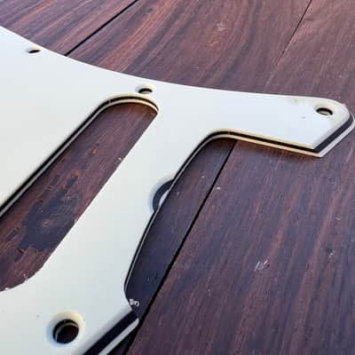 1963 - 1965 Pre Cbs celluloid nitrate pickguard for Stratocaster Circa Molded parchment Mint image 3