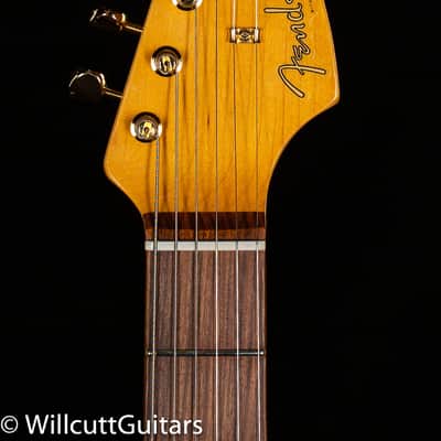 Fender Stevie Ray Vaughan Stratocaster 3-Color Sunburst (000) image 5