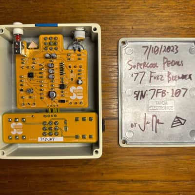 SuperCool Pedals ’77 Fuzz Blender image 3