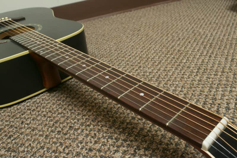 Norman Protege B18 Cedar Presys Acoustic-Electric Guitar Black