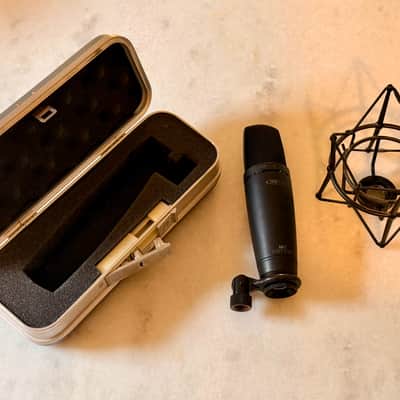 Groove Tubes Alesis Groove Tubes AM51 Condenser Mic with Shock Mount image 2