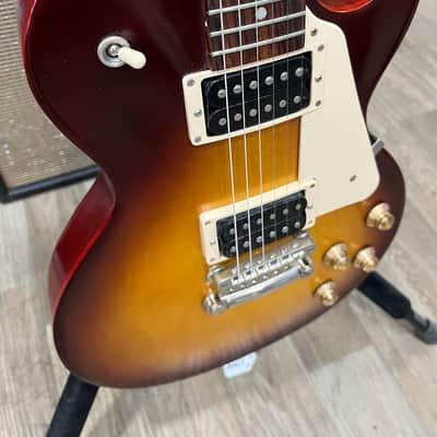 Gibson Les Paul Tribute 2019 - Satin Tobacco Burst image 3