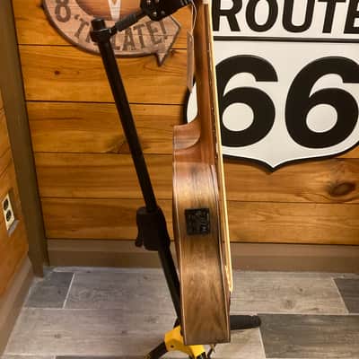 Ortega Double Neck Ukulele Tenor / Bass w/Case image 9