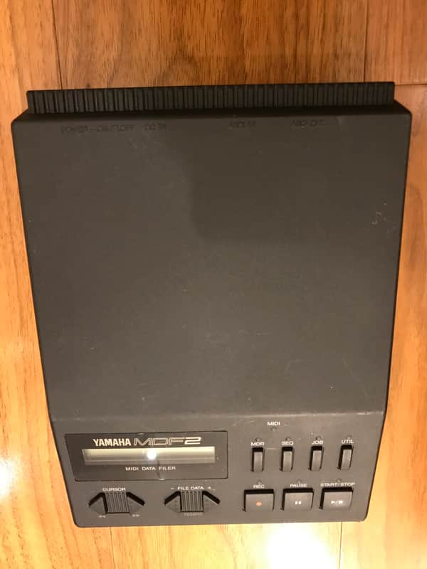 YAMAHA MDF2 MIDIディスクプレーヤー YAMAHA MDF2 MIDIディスクプレーヤー