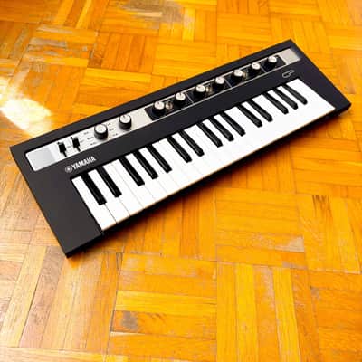 Yamaha Reface CP – Excellent Condition – Original Box + PSU + Decksaver Included! image 17