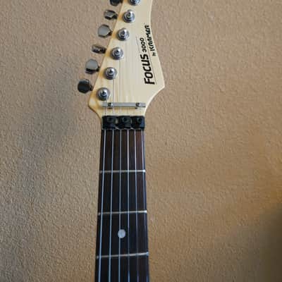 Kramer Focus 3000 1984 - Aged White image 25
