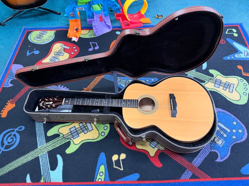 Guild GAD-JF30 Acoustic Guitar with Matching Hardshell Case image 1