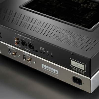 McINTOSH MCD600 - 2-Channel SACD/CD Player - NEW! image 6