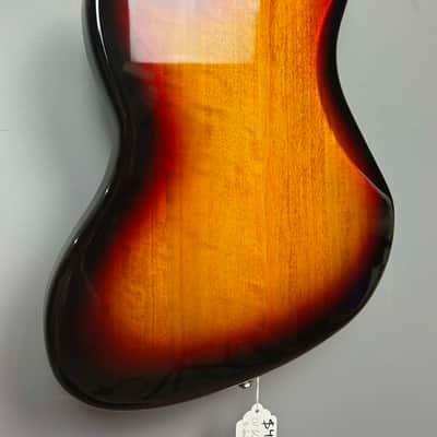 Squier Classic Vibe 60s Jazzmaster 2025 - 3-Color Sunburst image 8