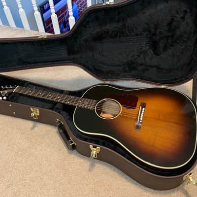 Gibson J-45 Banner 2019 Vintage Sunburst - Torrefied Adirondack - Hide Glue Construction image 1