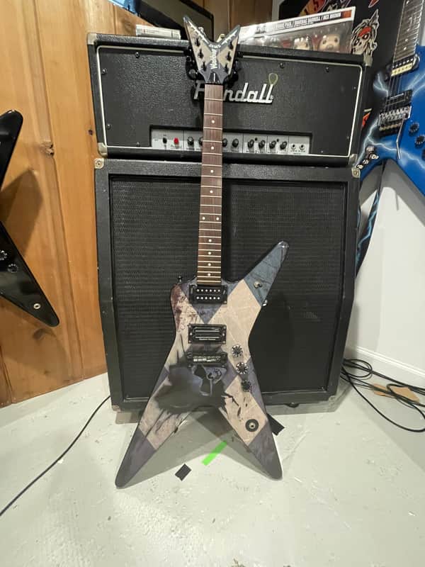 Washburn Dimebag G17 Alien skull 333 2004 - Alien skull image 1